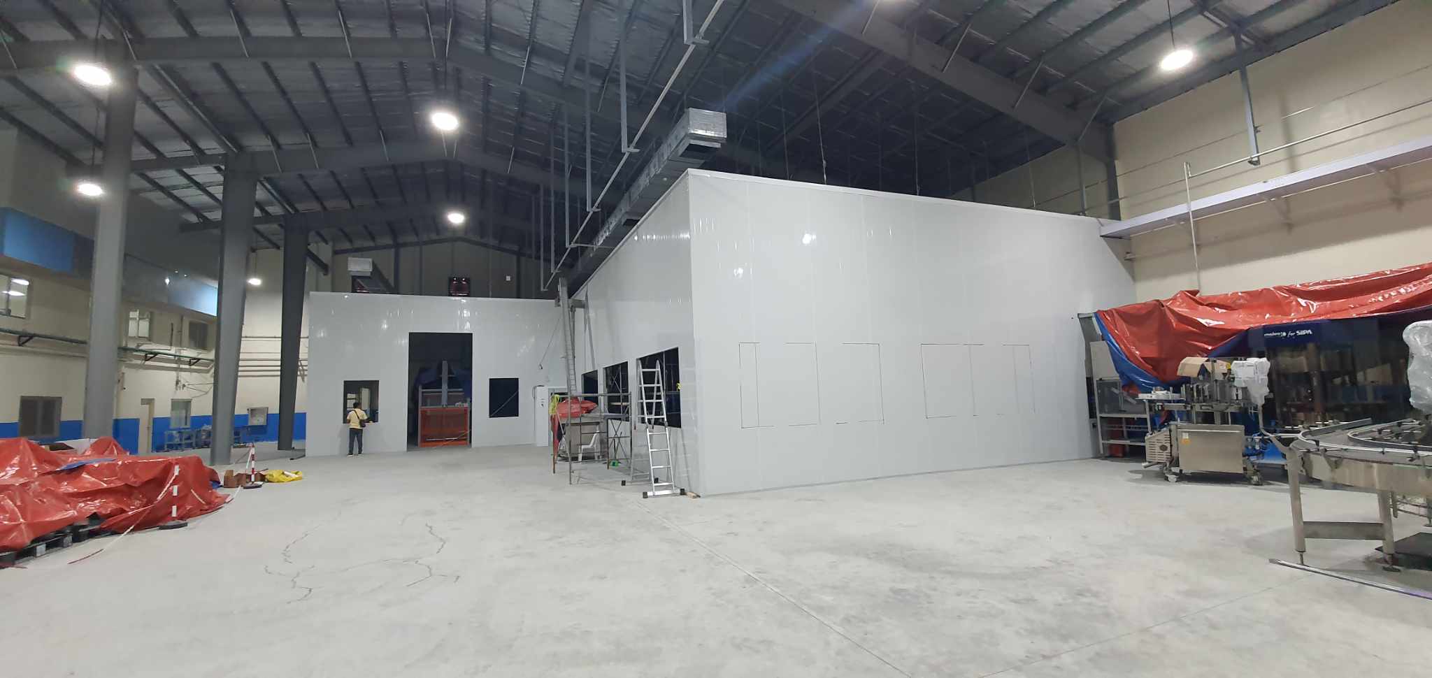 Insulated panel room