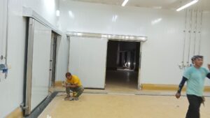 ZURU AGRO - PU DOOR FOR COLD STORAGE - LA PAZ TARAC PROJECT (12)