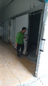 ZURU AGRO - PU DOOR FOR COLD STORAGE - LA PAZ TARAC PROJECT (7)